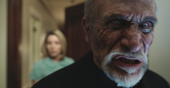 Tony-Amendola-in-Annabelle