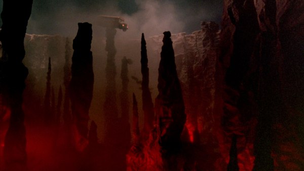 nightmare-on-elm-street2-school-bus