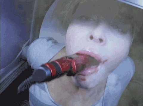 Unfriended-Jess-Curling-Iron