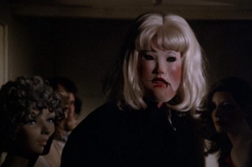 tourist-trap-killer-740x493