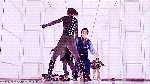 Alice-resident-evil-32334775-500-281